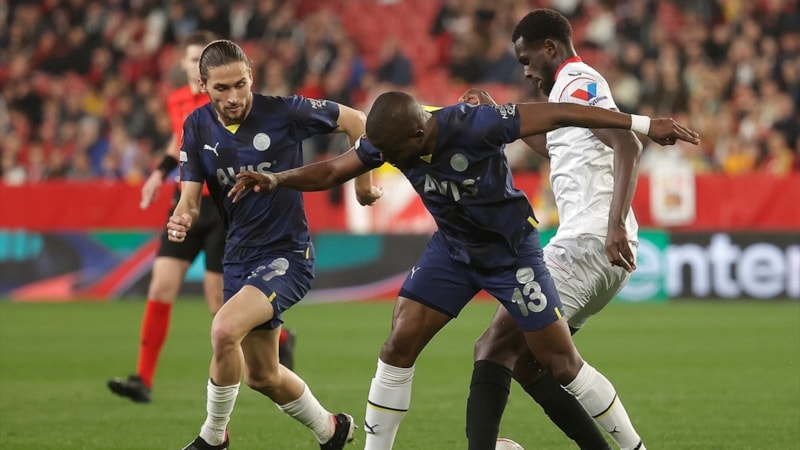 Sevilla - Fenerbahçe - CANLI SKOR