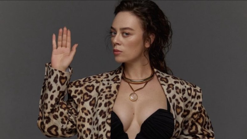 Demet Evgar'ın kızı ! İşte o ilk kare...