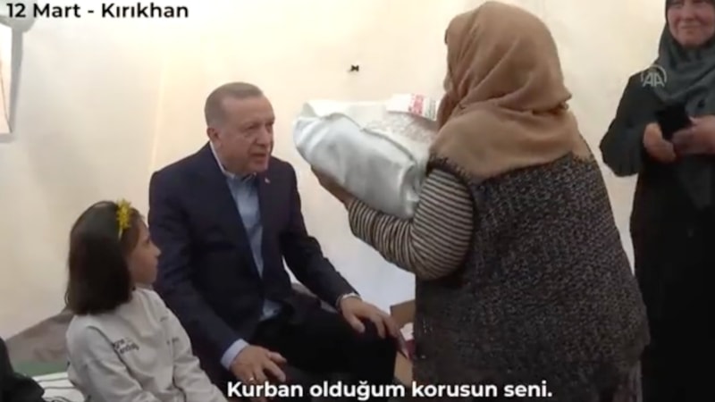 Hatay'da Fahrettin Koca'nın görüştüğü Çeşminaz Teyze, Cumhurbaşkanı Erdoğan ile buluştu