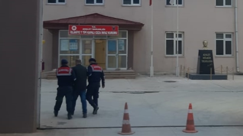 Gaziantep'te çadır hırsızlığı! Depremzelerin çadırını çalan adam yakalandı...