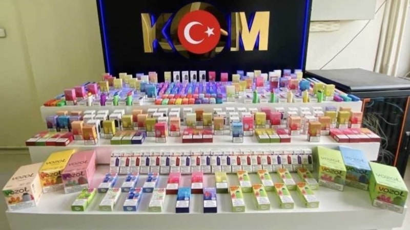 Denizli'de kaçak sigara! 7 şüpheli yakalandı