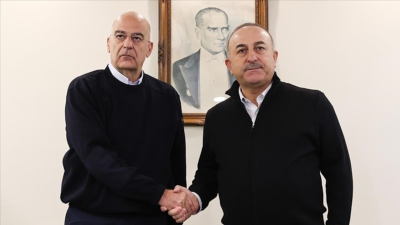 Mevlüt Çavuşoğlu, Nikos Dendias'la görüştü