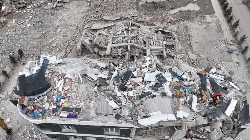 Deprem bölgesinde soruşturma! Sayı yükseldi...