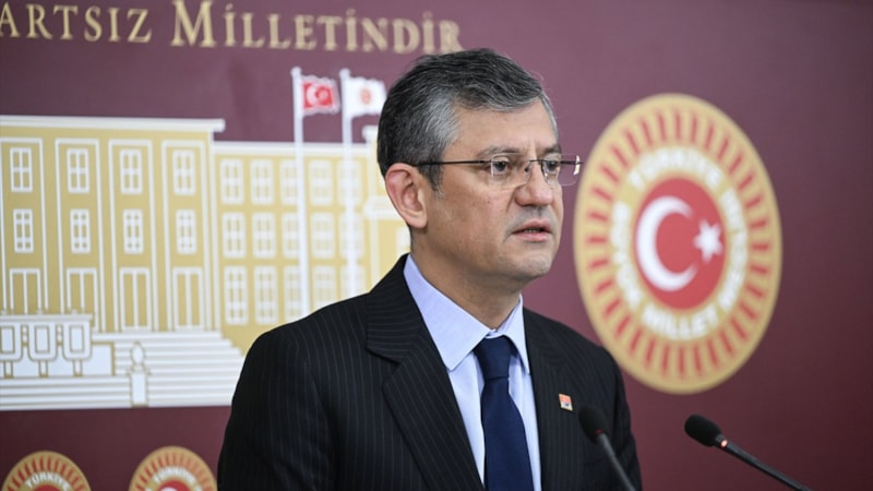 CHP Grup Başkanvekili Özgür Özel: Domuz bağcılar siyaset yasağından kurtuluyor