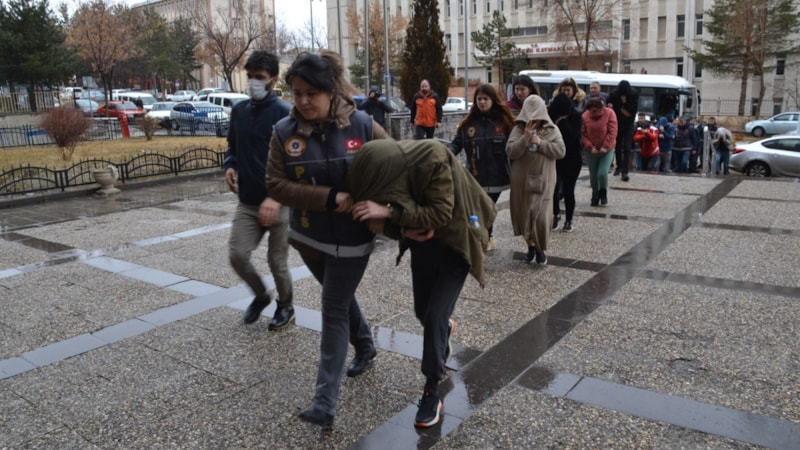 Erzurum'da fuhuş operasyonu: 15 gözaltı