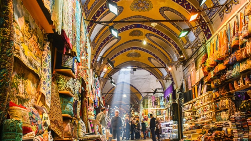 Renk renk, çeşit çeşit, desen desen: Dünyaca ünlü kapalı çarşılar