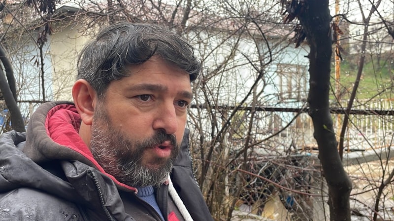 Adıyaman'da depremden kurtarılan eşyaları sel götürdü