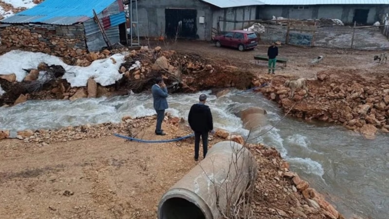 Tunceli’de sağanak hayatı olumsuz etkiledi