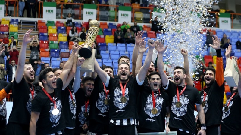Hentbol Türkiye Kupası'nda Beşiktaş şampiyonluğa ulaştı