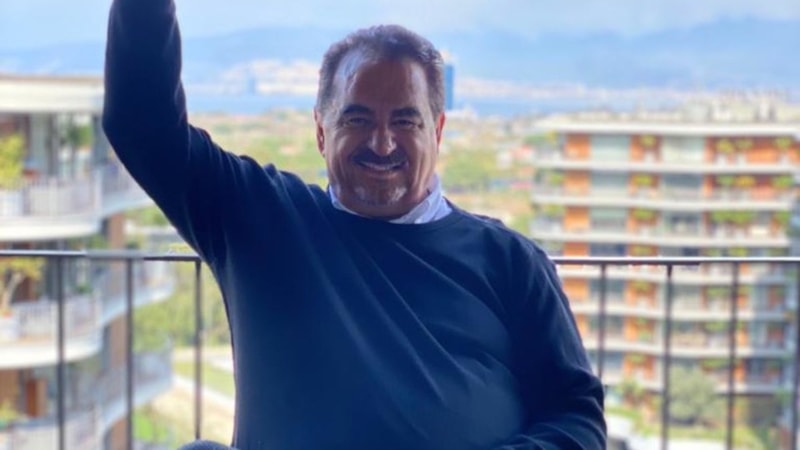 Oynamıyorlar! İbrahim Tatlıses'ten, Kıvanç Tatlıtuğ ve Serenay Sarıkaya'nın oyunculuğuna yorum