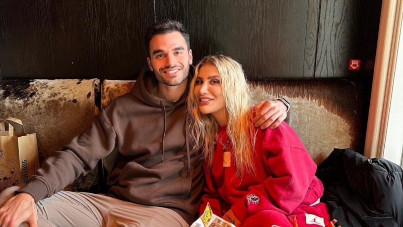 İrem Derici, sevgilisi Atakan Işıktutan ile eğlenceli anlarını paylaştı