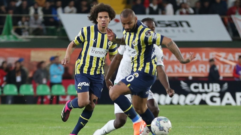 CANLI SKOR: Alanyaspor 1-3 Fenerbahçe