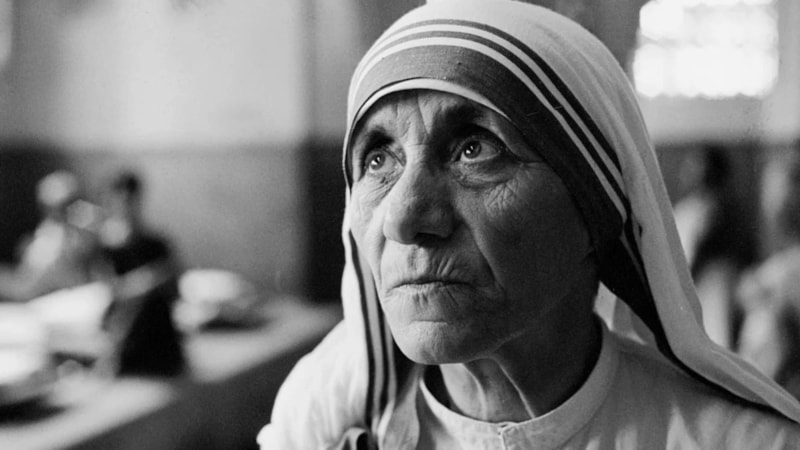 Osmanlı'da doğdu, Vatikanlı oldu: Rahibe Teresa'nın bilinmeyenleri