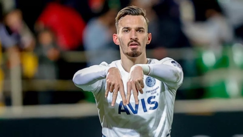 Fenerbahçe'ye piyango vurdu! Augsburg Berisha'nın bonservisini alacak