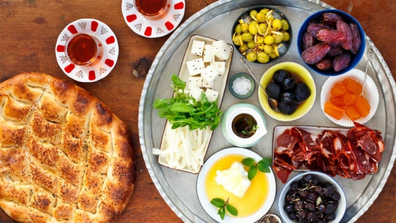 Oruç tutacak olanlar dikkat! İşte Ramazan’da tok tutacak ve susatmayacak yiyecekler...