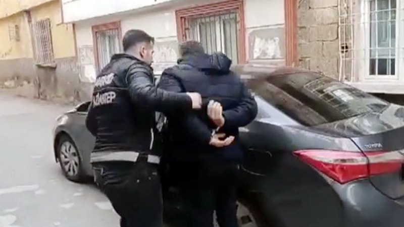 Gaziantep'te sosyal medyada uyuşturucuya özendirenlere operasyon: 11 gözaltı