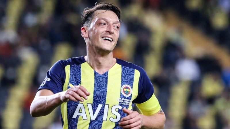 Mesut Özil futbolu neden bıraktı? Yıldız isimden açıklama! Mesut Özil kimdir, aslen nereli ve kaç yaşında?