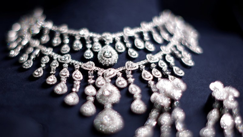 Brezilya, 3,2 milyon dolarlık mücevherleri istiyor: Bolsonaro'ya 5 gün süre verdiler