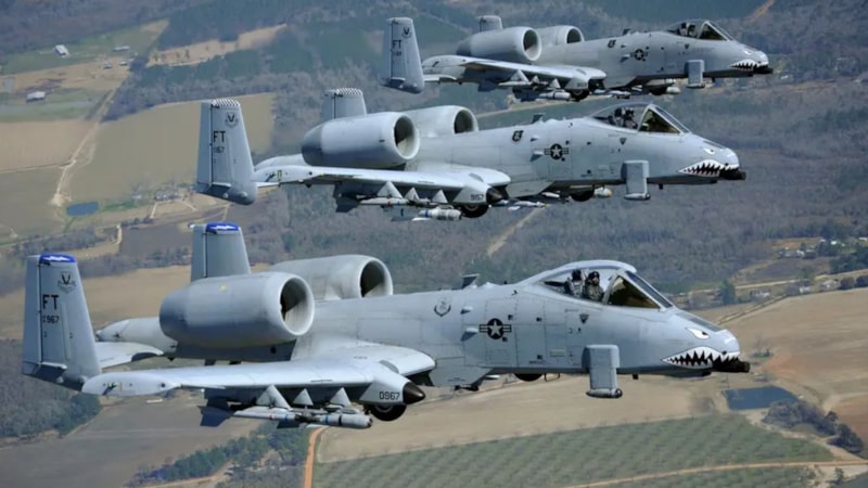 ABD, gelişmiş uçaklarını Orta Doğu'dan Asya ve Avrupa'ya taşımaya karar verdi