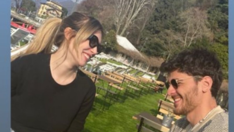 Yasmin Erbil ile sevgilisi Yiğit Poyraz'ın aşk pozları