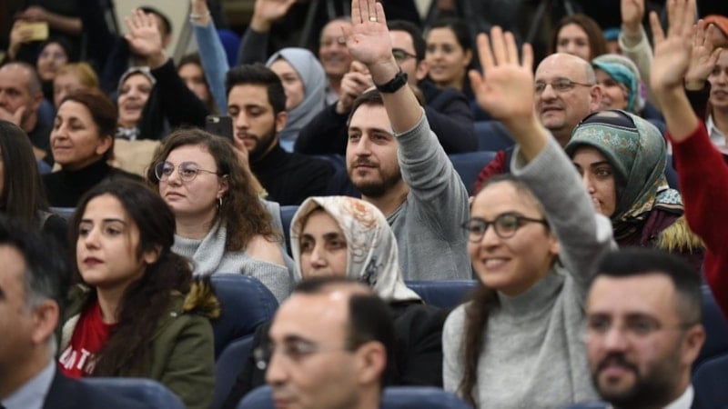 ÖĞRETMEN ATAMASI BAŞVURU EKRANI! Öğretmen ataması başvuru şartları neler? İşte branş dağılımı