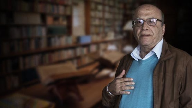 Felsefeci Ahmet Arslan'nın beş ciltten oluşan İlk Çağ Felsefe Tarihi kitapları