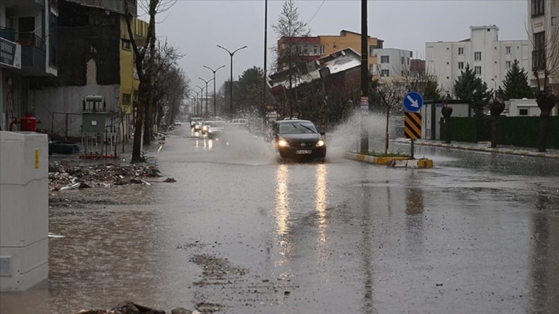 Meteoroloji'den yeni uyarı! Deprem bölgesinde kuvvetli rüzgar bekleniyor