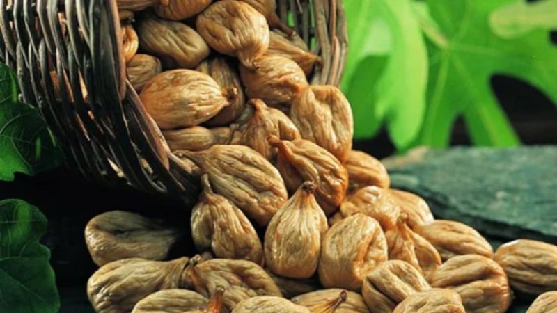 Sindirim sorunlarına ve tansiyona en doğal çözüm! İşte kuru incirin az bilinen faydaları...