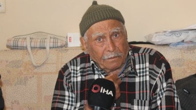 Adana'da başkasına kaçan eşinden boşanmak için ağladı