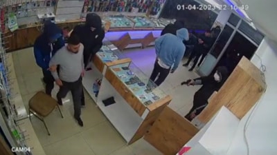 Sultangazi'de iş yeri sahibi kaçırıldı