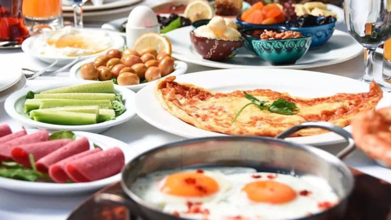 Hekimlerin gözdesi: Kahvaltıda bu kürü yiyenin derdi tasası kalmıyor! İşte tarifi