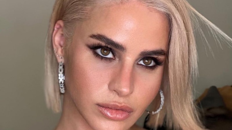 Büşra Pekin'in yeni imajı