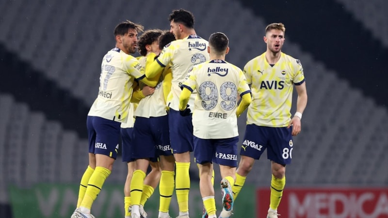 Fenerbahçe, Fatih Karagümrük deplasmanında kazandı