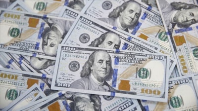 TCMB: Özel sektörün yurt dışından sağladığı kredi borcu azaldı