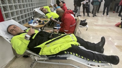 Bolu'da polisler can kurtarmak için kan bağışı yaptı