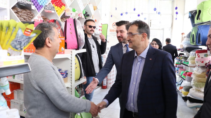 Enerji ve Tabii Kaynaklar Bakanı Fatih Dönmez: Milletimizin feraseti onların ihanetini yenecek