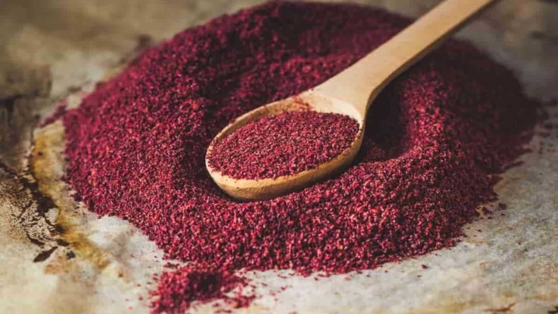 Padişah baharatı olarak biliniyor! Faydalarını duyan küçük dilini yutacak: Bir tutamı yetiyor