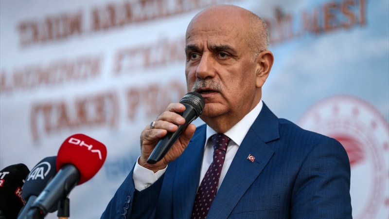 Tarım ve Orman Bakanı Vahit Kirişci: Bölge barışı için çok önemli bir seçim