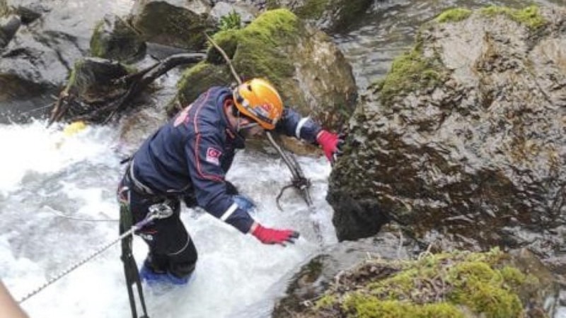 Bursa'da baba ile kızı derede boğuldu