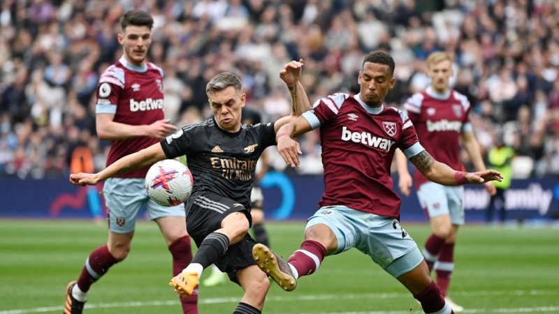 Lider Arsenal, West Ham United karşısında takıldı