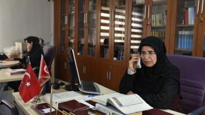 Ramazan ayında Alo Fetva Hattı'na yoğun ilgi: Şaşırtan sorular soruldu