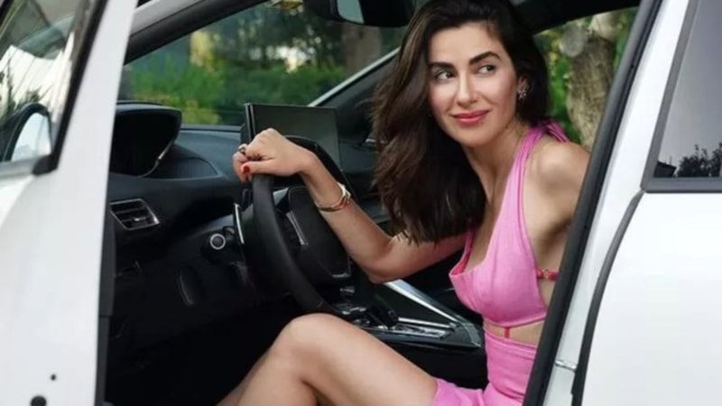 Nesrin Cavadzade, komşularını rahatsız etti