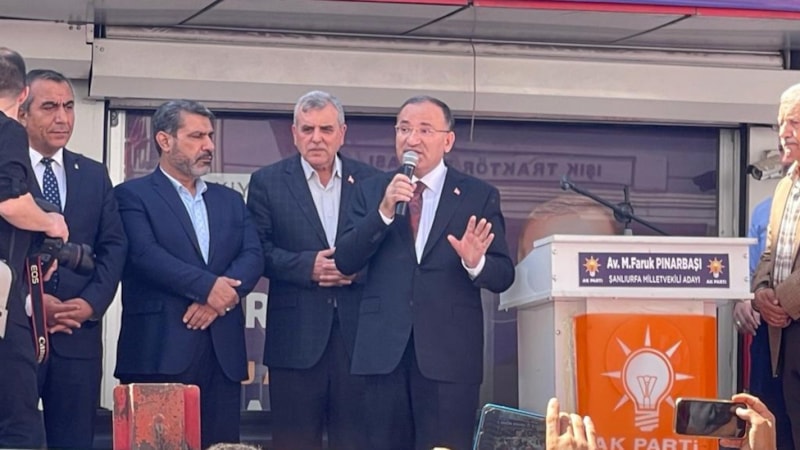 Bekir Bozdağ'dan terör açıklaması! Hayvanların dahi dağlarda gezemediği yerlerde şimdi halaylar çekiliyor