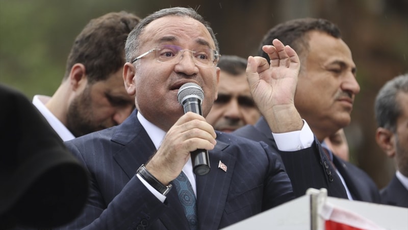 Bekir Bozdağ'dan muhalefete tepki: Bunların derdi iyi şeylerin olması değil