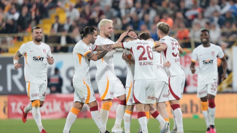 Galatasaray, Alanyaspor deplasmanında kazandı