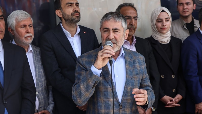 Hazine ve Maliye Bakanı Nureddin Nebati: Hazinenin kasası boşsa ne dağıtıyorsun?