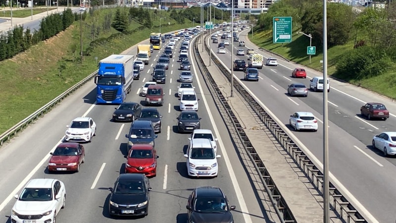 İstanbul'da bayram telaşı: Trafik yüzde 69