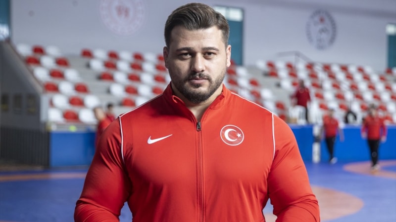 Rıza Kayaalp, 12. kez Avrupa Şampiyonu oldu