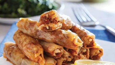 En pratik pırasa sarma nasıl yapılır? İşte Gelinim Mutfakta pırasa sarma tarifi ve malzemeleri...