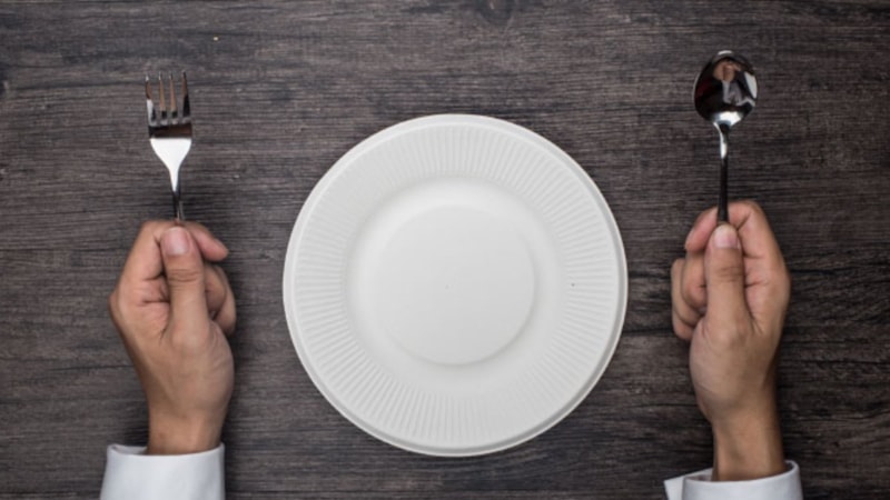 Sol elle yemek yemek günah mıdır? Sol elle yemek yemekte bir sakınca var mıdır?